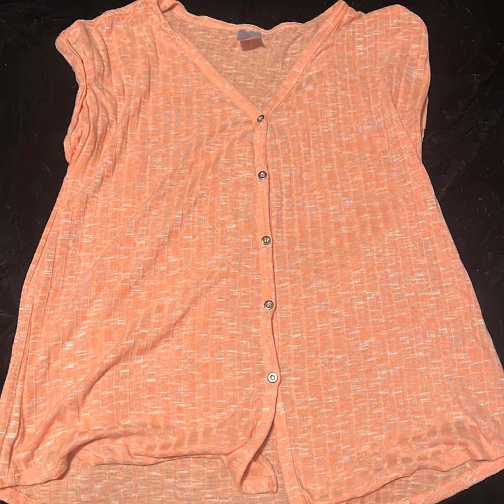 Pink tee button up xl-xg